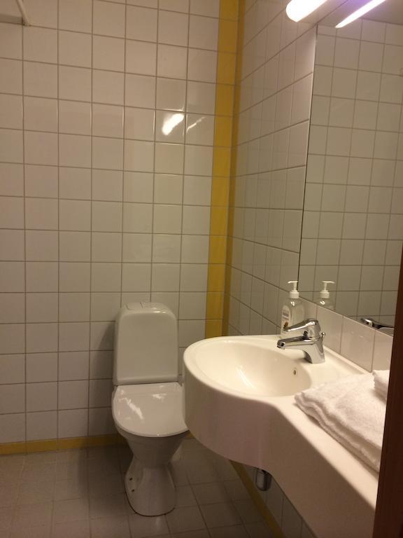 Vormsund Golf Hotell Bed Breakfast חדר תמונה